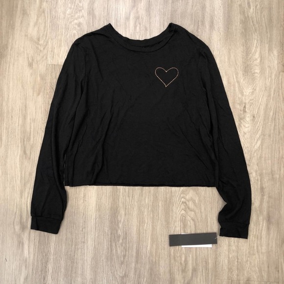 Carbon Copy Women's Black Heart Design Long Sleeve Cropped Crew Neck Top sz M - Picture 1 of 1